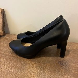 Clark’s Black Pumps, Size 8